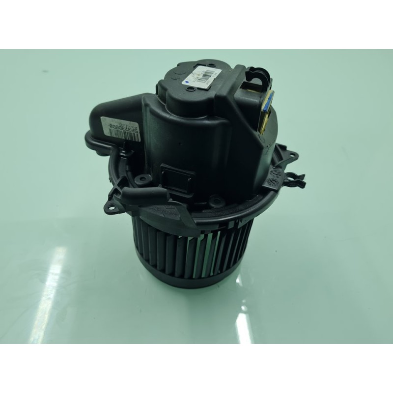 MOTOR CALEFACCION 5R5833500 