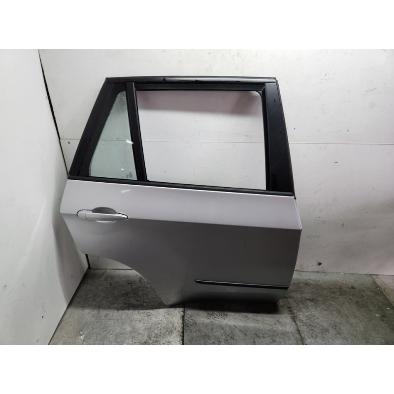 PUERTA TRASERA DERECHA 41527261482 