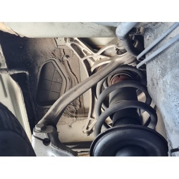 BRAZO SUSPENSION SUPERIOR DELANTERO IZQUIERDO 