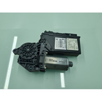 MOTOR ELEVALUNAS TRASERO IZQUIERDO 8E0959801E 