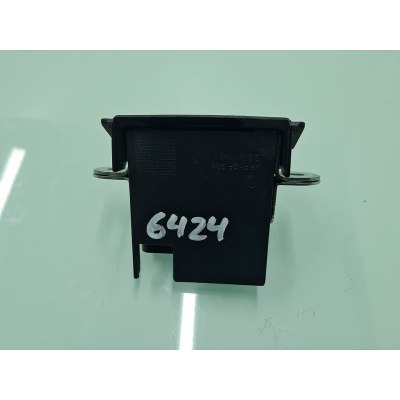 CERRADURA MALETERO / PORTON 5M0827505E 