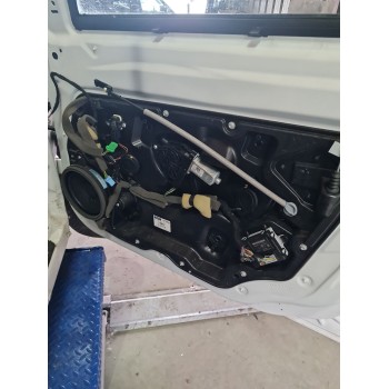 ELEVALUNAS DELANTERO DERECHO 30784829 