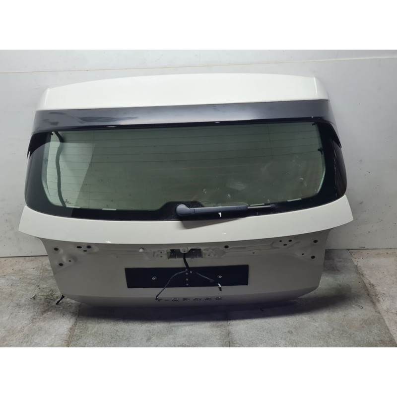 PORTON TRASERO 