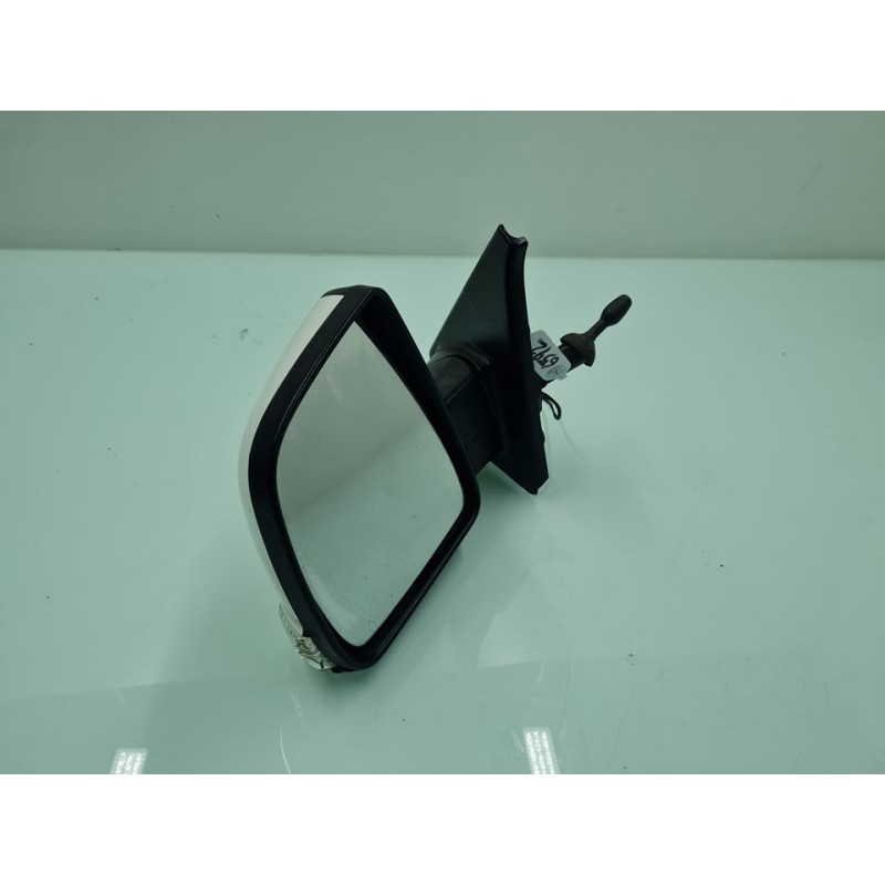 RETROVISOR IZQUIERDO 