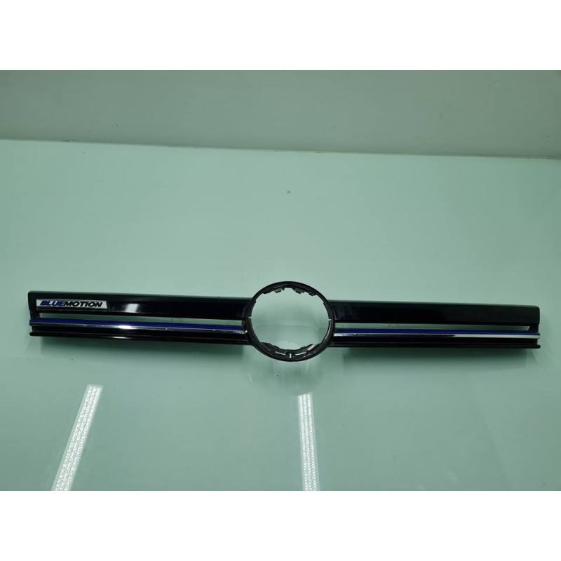 REJILLA DELANTERA 5G0853655N 