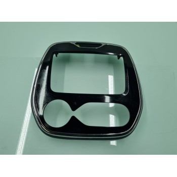 MOLDURA INTERIOR 682705384R 