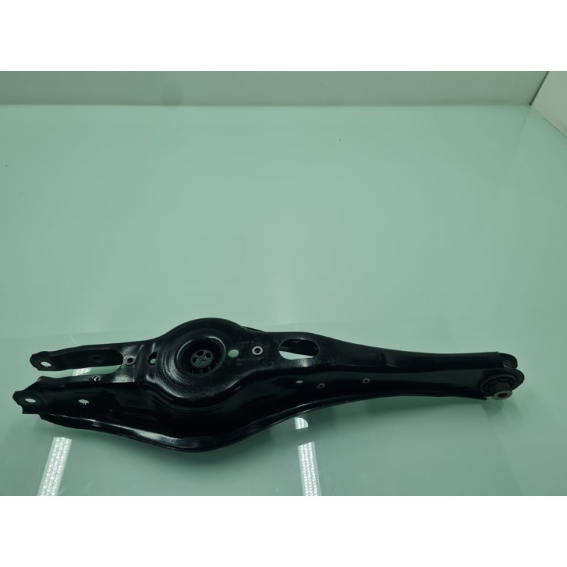 BRAZO SUSPENSION INFERIOR TRASERO DERECHO 3Q0505371E 