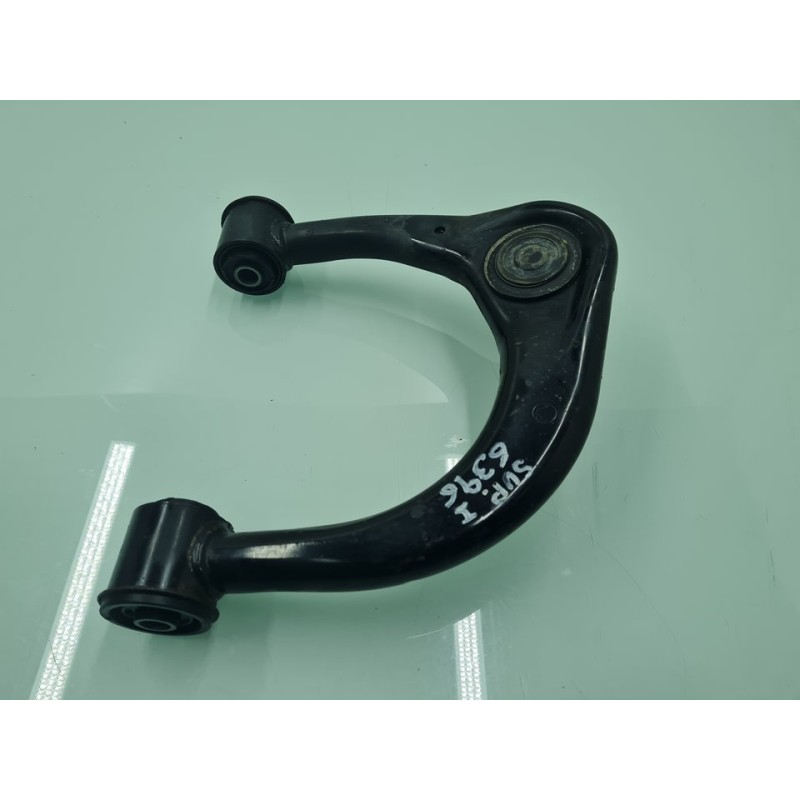 BRAZO SUSPENSION SUPERIOR DELANTERO IZQUIERDO 