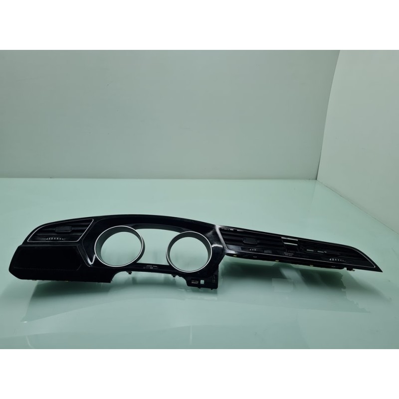 MOLDURA CUADRO INTRUMENTOS 5TB819110 
