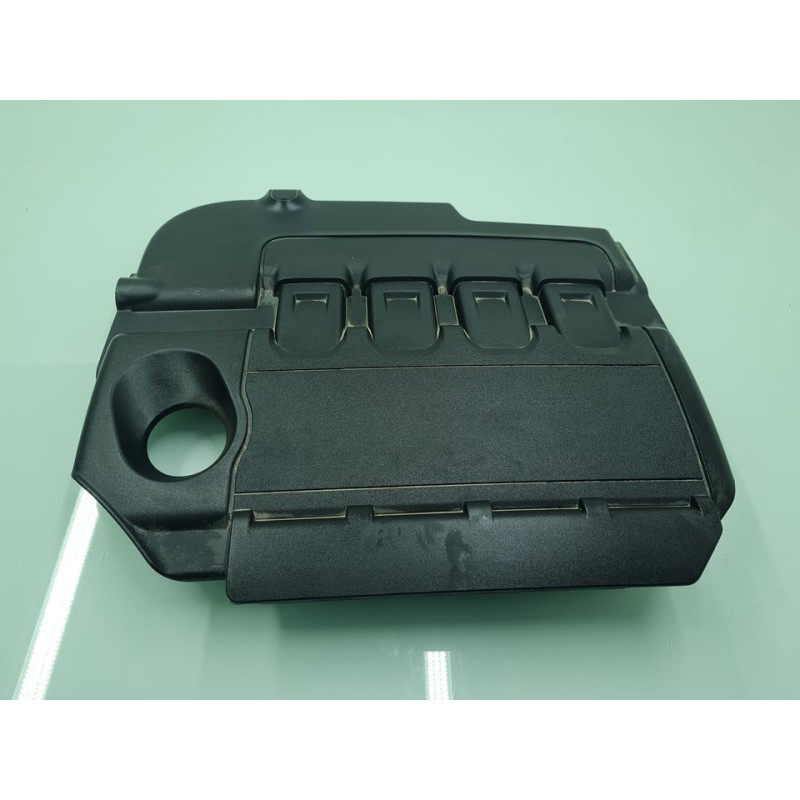 TAPA MOTOR 04L103925AQ 