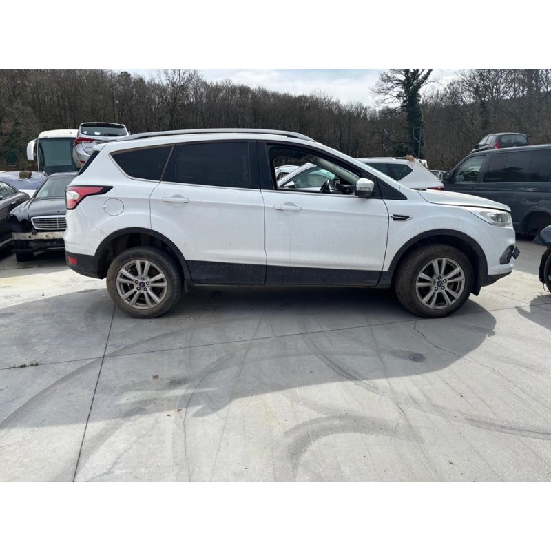 FORD KUGA (CBS)
