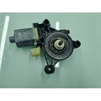 MOTOR ELEVALUNAS TRASERO DERECHO 5Q0959802A 