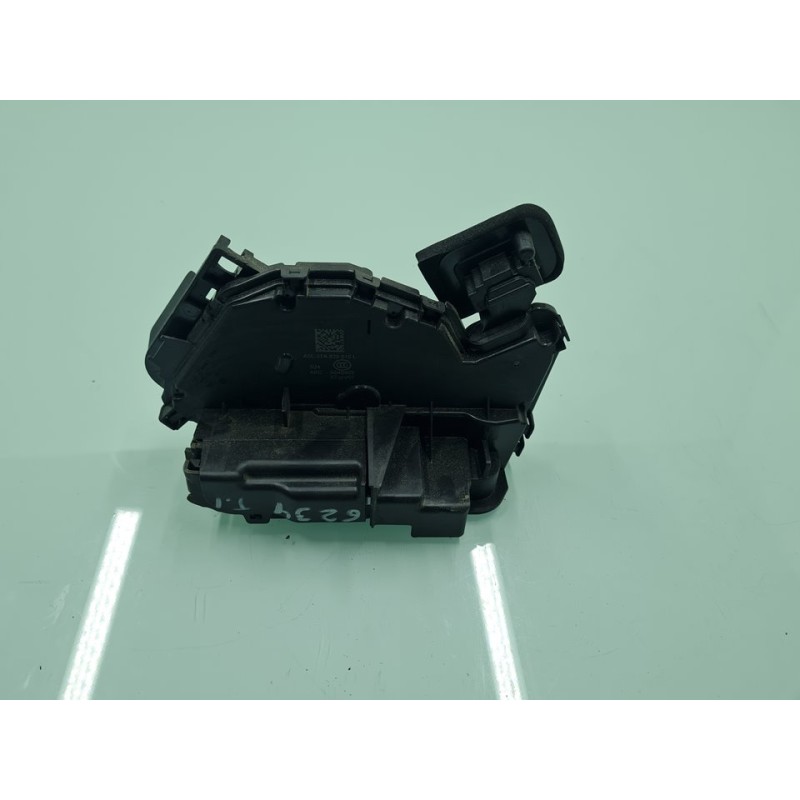 CERRADURA PUERTA TRASERA IZQUIERDA 5TA839015L 