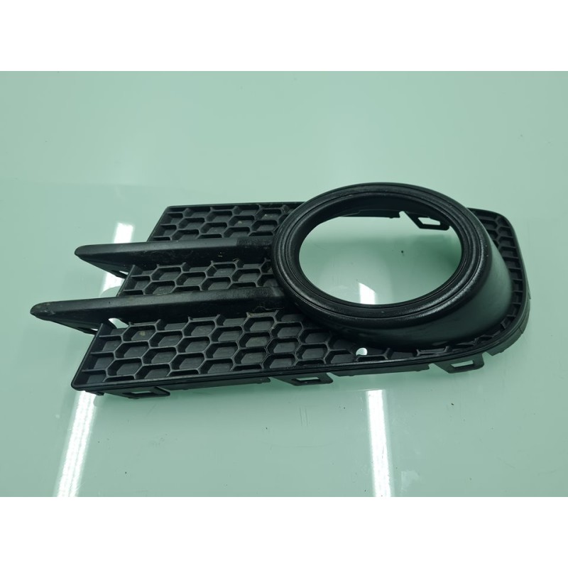 REJILLA PARAGOLPES IZQUIERDA 5N0853665E 