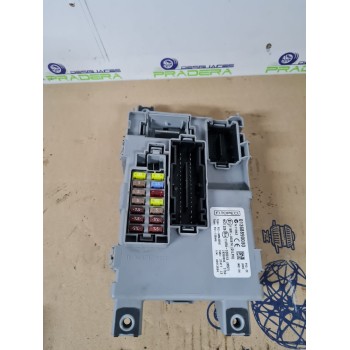 CAJA RELES / FUSIBLES 01368890080 