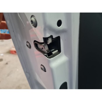 CERRADURA PUERTA DELANTERA IZQUIERDA 
