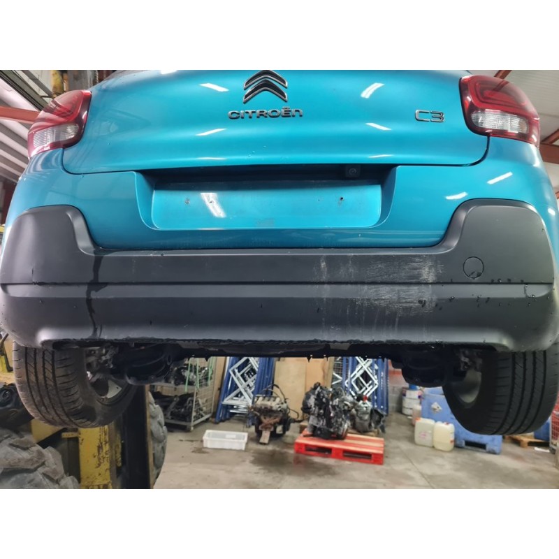 PARAGOLPES TRASERO 