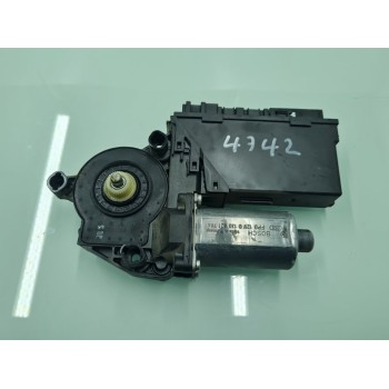 MOTOR ELEVALUNAS DELANTERO DERECHO 8E1959802G 