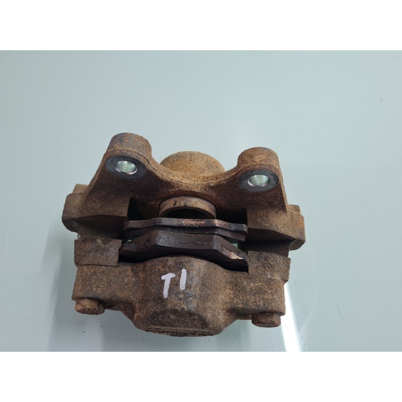 PINZA DE FRENO TRASERA IZQUIERDA 