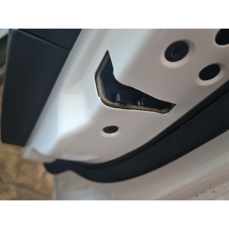 CERRADURA PUERTA DELANTERA DERECHA 