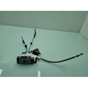 CERRADURA PUERTA TRASERA DERECHA A2047301435 