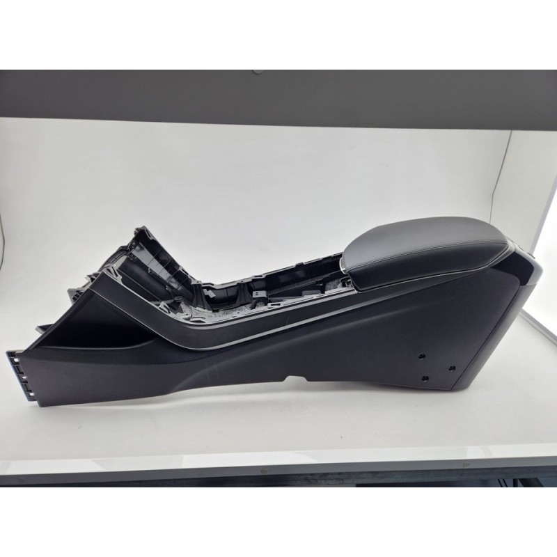 CONSOLA CENTRAL 846203Z000 