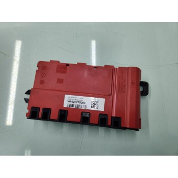 CAJA RELES / FUSIBLES 922775204 