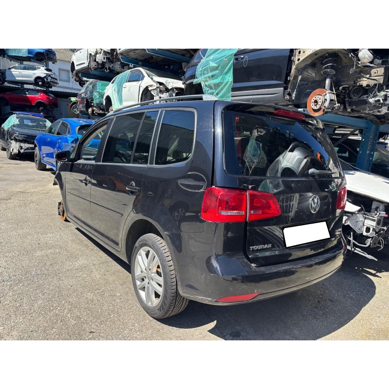 VOLKSWAGEN TOURAN (1T3)