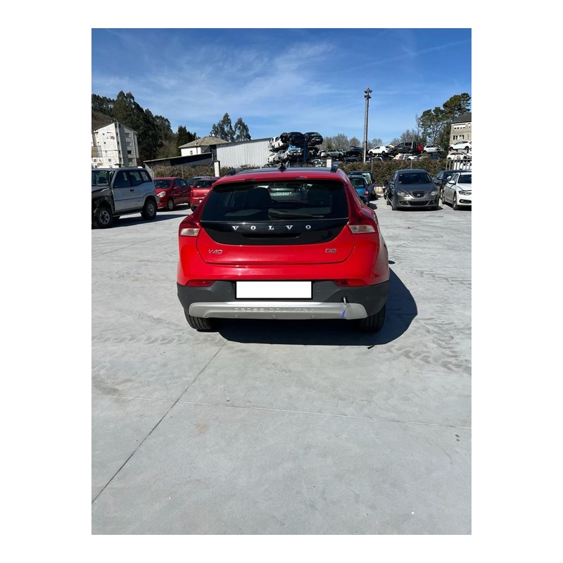 VOLVO V40 CROSS COUNTRY