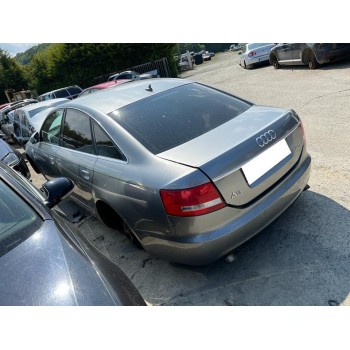 AUDI A6 BERLINA (4F2)