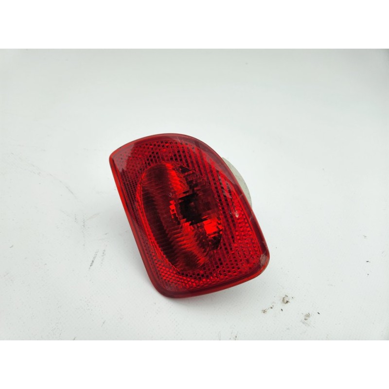 PILOTO TRASERO IZQUIERDO PARAGOLPES 8200419906 