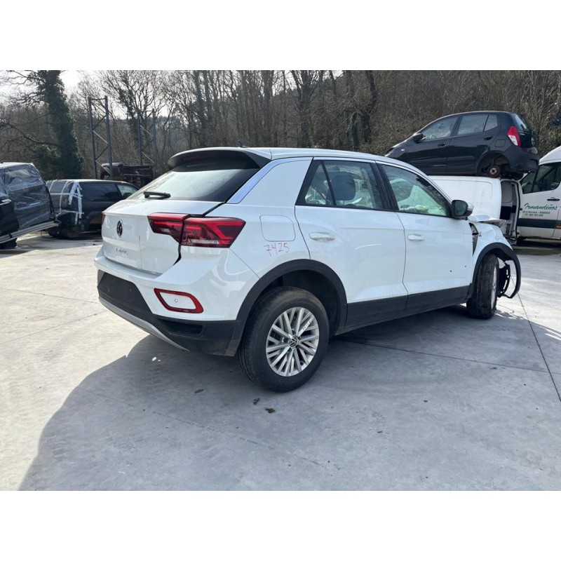 VOLKSWAGEN T-ROC (D11)