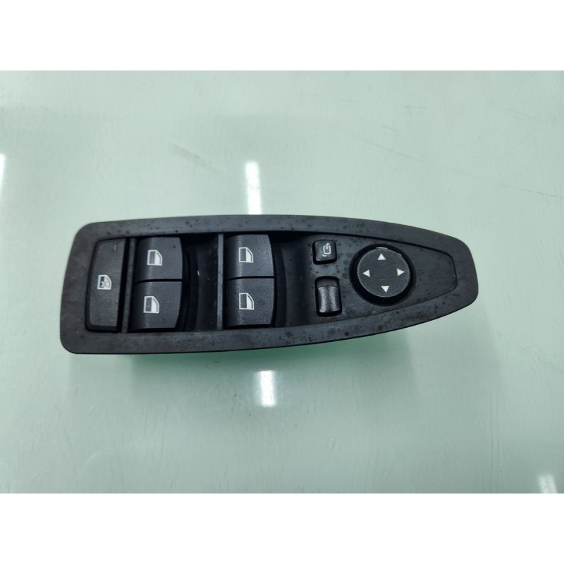 MANDO ELEVALUNAS DELANTERO IZQUIERDO 9362107 