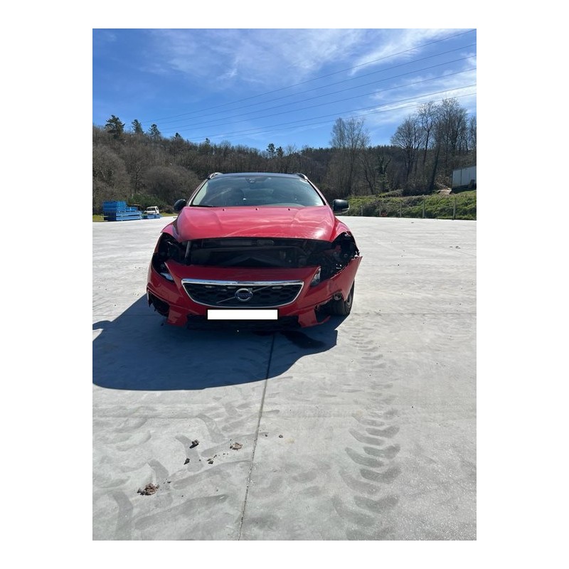 volvo v40 cross country del año 2015