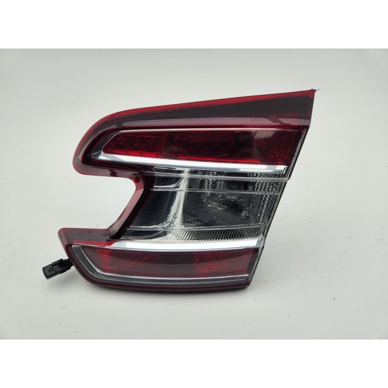 PILOTO TRASERO DERECHO INTERIOR 265500027R 