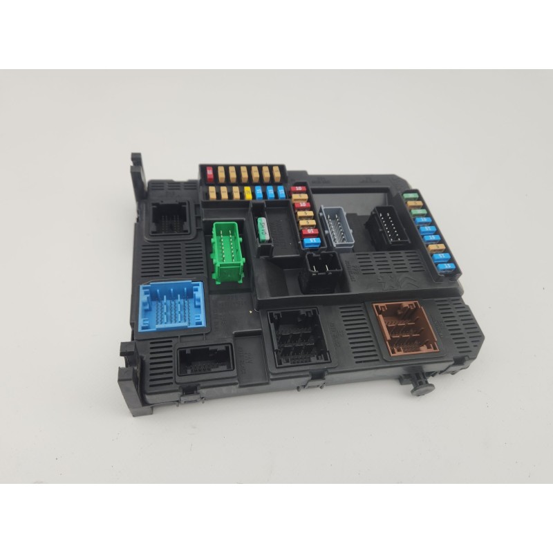CAJA RELES / FUSIBLES 9819850080 