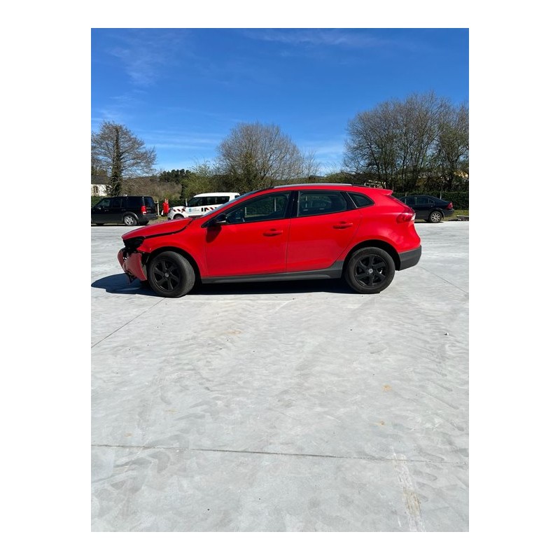 volvo v40 cross country del año 2015