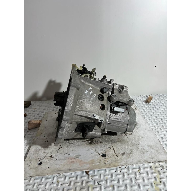CAJA CAMBIOS 20DP77 
