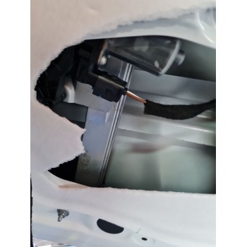 ELEVALUNAS DELANTERO DERECHO 807201952R 
