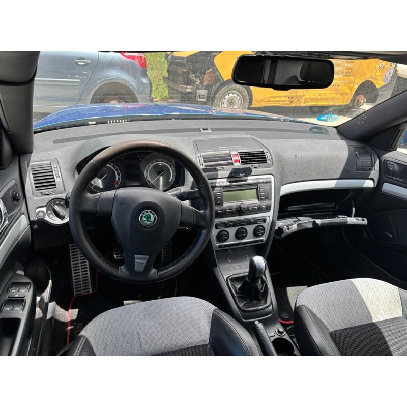 skoda octavia berlina (1z3) del año 2008
