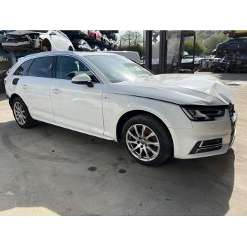 AUDI A4 AVANT (8W5)