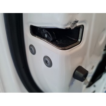CERRADURA PUERTA DELANTERA IZQUIERDA 69040K0041 
