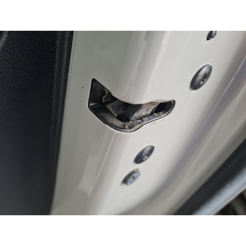 CERRADURA PUERTA DELANTERA DERECHA 