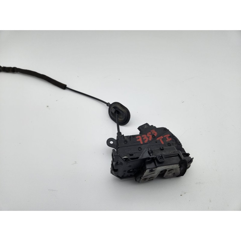 CERRADURA PUERTA TRASERA IZQUIERDA 825019935R 
