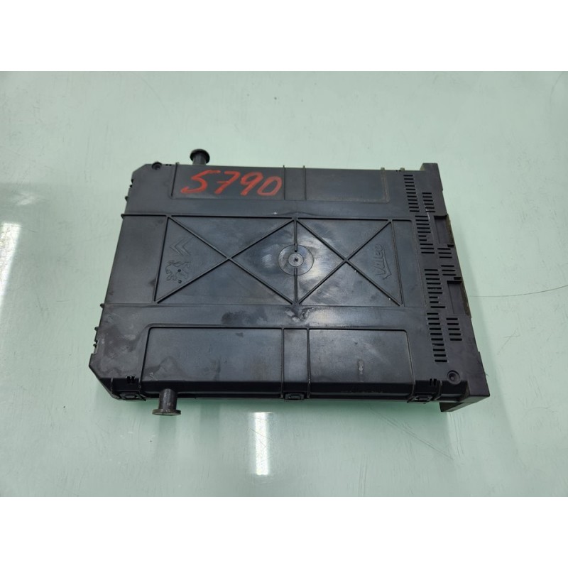 CAJA RELES / FUSIBLES 9666952380 