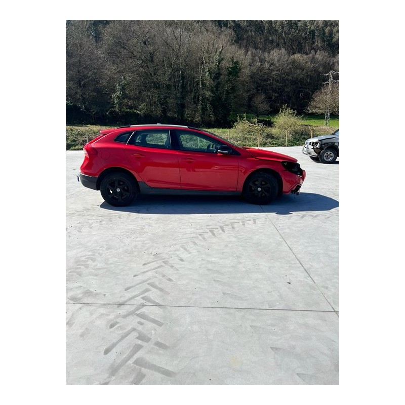 volvo v40 cross country del año 2015