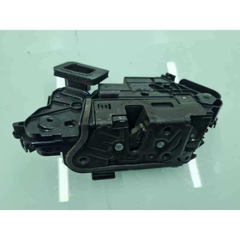 CERRADURA PUERTA DELANTERA IZQUIERDA 5TB837015A 