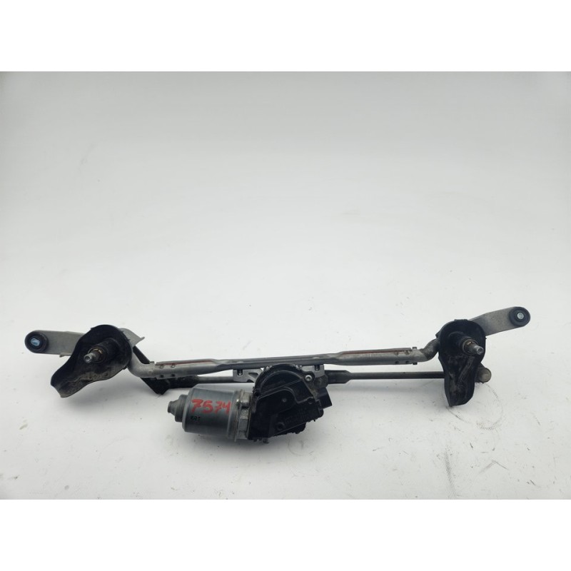 MOTOR LIMPIA DELANTERO GHP967340 