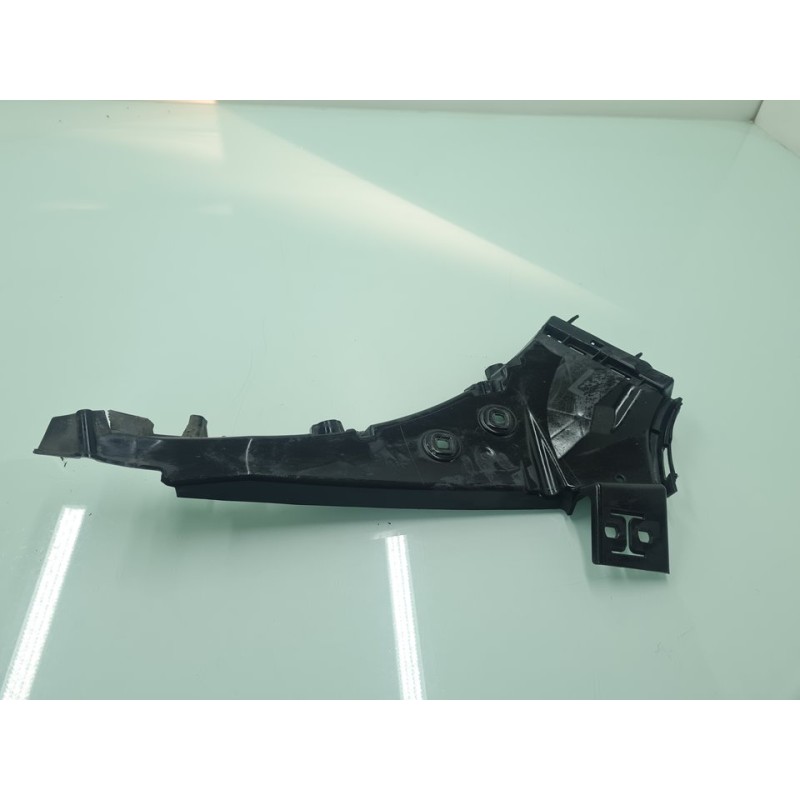 SOPORTE DELANTERO IZQUIERDO 4L0807283B 