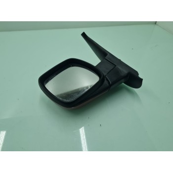 RETROVISOR IZQUIERDO 